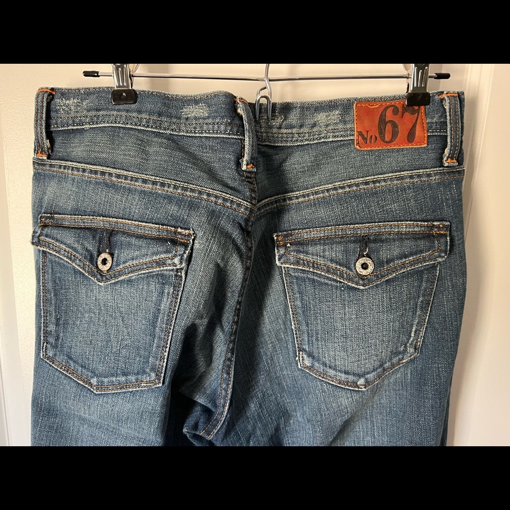 Ladies Vintage No 67 - Kelly Stretch Jeans
Size 10, button fly - wide leg NWOT